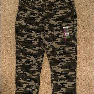 Camo Skinny jeans